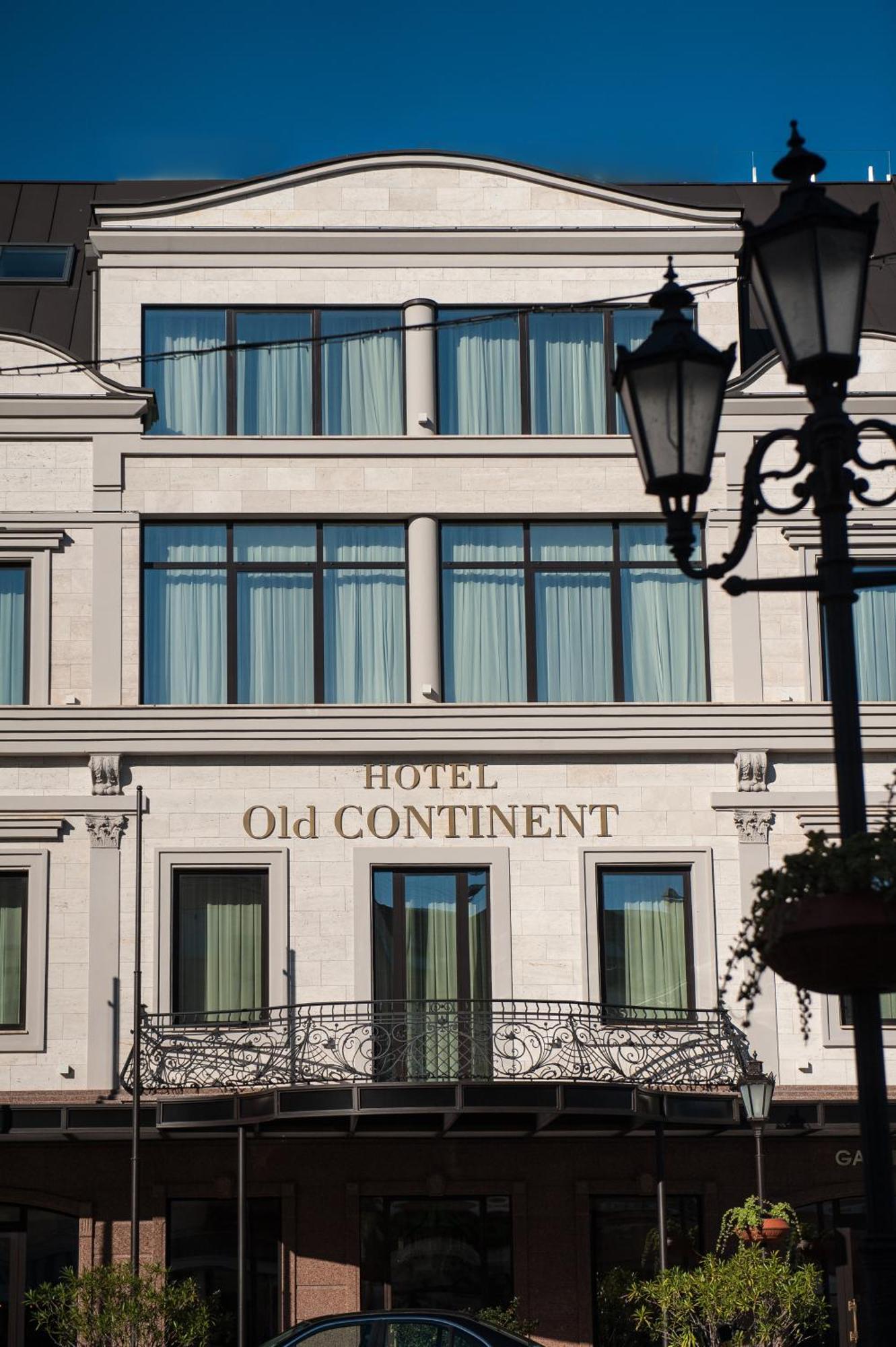 Old Continent Hotel Uzhhorod Exterior foto